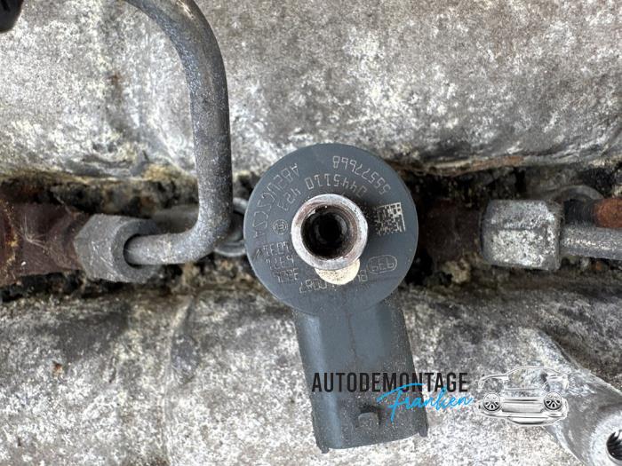 Usagé Injecteurs Opel Insignia 2.0 CDTI 16V 110 Ecotec Prix sur demande proposé par Franken Autodemontage B.V.