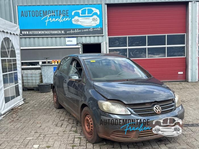Gebrauchte Zündspule Volkswagen Golf Plus (5M1/1KP) 1.9 TDI 90 Preis auf Anfrage angeboten von Franken Autodemontage B.V.