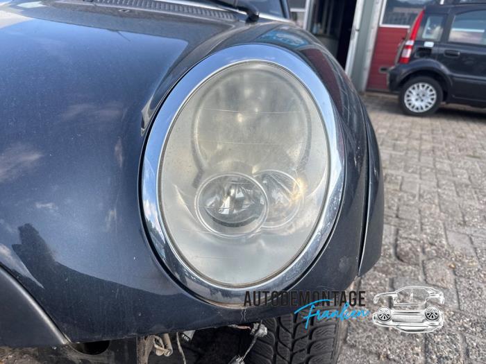 Używane Reflektor lewy Austin Mini Open (R52) 1.6 16V Cooper Cena na żądanie oferowane przez Franken Autodemontage B.V.