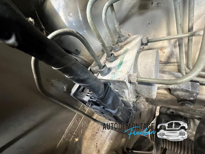 Bloc ABS Nissan Micra C+C (K12), 2005 / 2010 1.4 16V, Cabriolet , Essence, 1.386cc, 65kW (88pk), FWD, CR14DE, 2005-08 / 2009-01, K12L (Occasion)