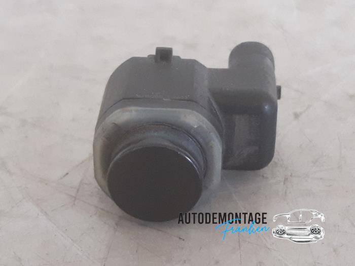 Usados Sensor PDC BMW 5 serie Touring (F11) 525d xDrive 16V Precio € 25,00 Norma de margen ofrecido por Franken Autodemontage B.V.