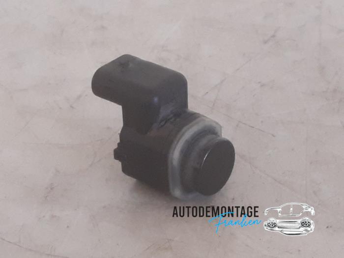 Usados Sensor PDC BMW 5 serie Touring (F11) 525d xDrive 16V Precio € 25,00 Norma de margen ofrecido por Franken Autodemontage B.V.