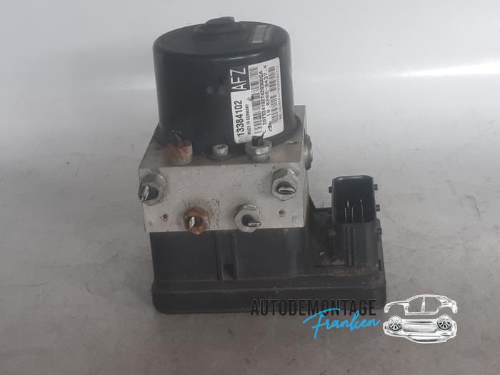 Używane Pompa ABS Opel Astra J GTC (PD2/PF2) 1.4 Turbo 16V ecoFLEX 140 Cena € 200,00 Procedura marży oferowane przez Franken Autodemontage B.V.