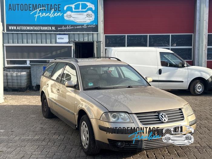 Usagé Compresseur de clim Volkswagen Passat Variant (3B6) 2.0 Prix sur demande proposé par Franken Autodemontage B.V.
