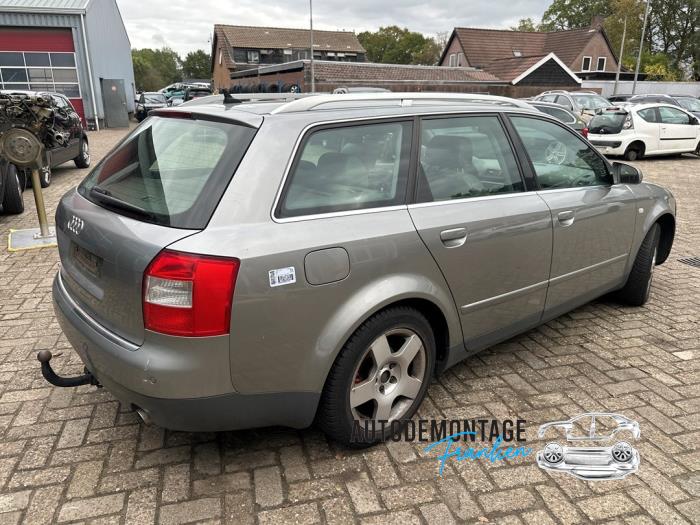 Gebrauchte Hinterachse Vorderradantrieb Audi A4 Avant (B6) 2.4 V6 30V Preis auf Anfrage angeboten von Franken Autodemontage B.V.