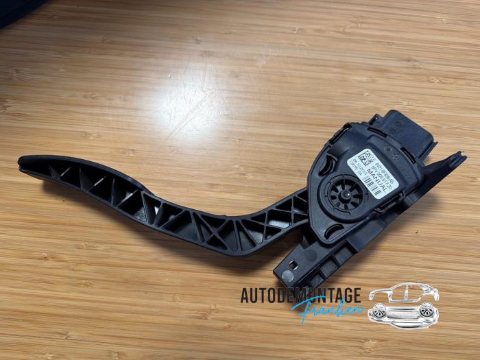 Begagnade Gaspedalsensor Ford Fiesta 6 (JA8) 1.0 EcoBoost 12V Sport Van Pris € 25,00 Marginaltabell erbjuds av Franken Autodemontage B.V.