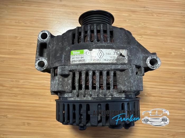 Begagnade Dynamo Renault Clio II (BB/CB) 1.4 16V Si Pris € 35,00 Marginaltabell erbjuds av Franken Autodemontage B.V.