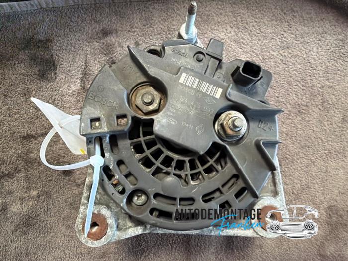 Usagé Dynamo Renault Clio III (BR/CR) 1.5 dCi 105 Prix € 35,00 Règlement à la marge proposé par Franken Autodemontage B.V.