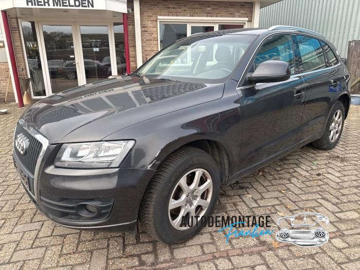 Begagnade Främre bromsok, vänster Audi Q5 (8RB) 2.0 TDI 16V Quattro Pris på förfrågan erbjuds av Franken Autodemontage B.V.