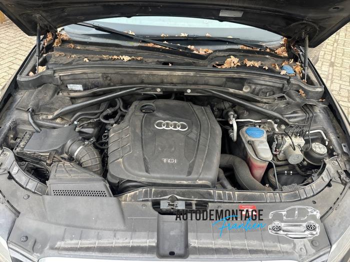 Engine from a Audi Q5 (8RB) 2.0 TDI 16V Quattro 2012