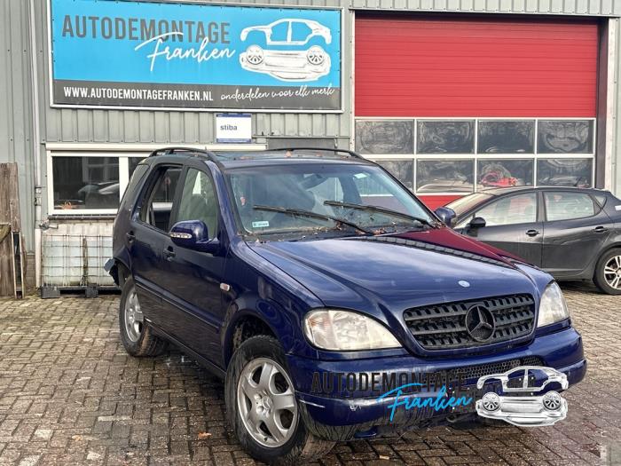 Gebrauchte Anlasser Mercedes ML I (163) 320 3.2 V6 18V Autom. Preis auf Anfrage angeboten von Franken Autodemontage B.V.