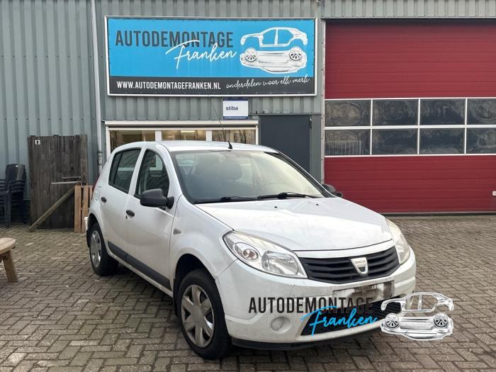 Używane Przepustnica Dacia Sandero I (BS) 1.4 Cena na żądanie oferowane przez Franken Autodemontage B.V.
