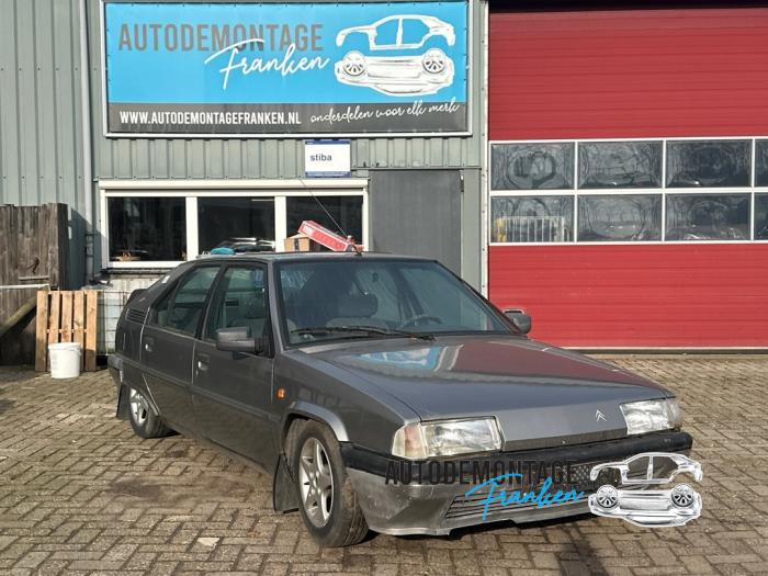 Begagnade Dynamo Citroen BX 1.9 19 TRI,TZI Luxe Pris på förfrågan erbjuds av Franken Autodemontage B.V.