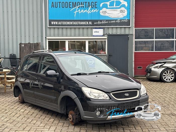 Begagnade Underram Hyundai Getz 1.4i 16V Pris på förfrågan erbjuds av Franken Autodemontage B.V.