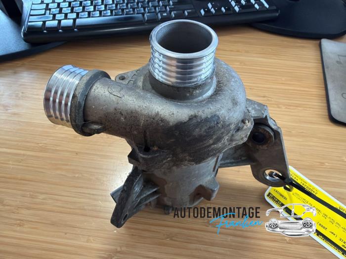 Usagé Pompe à eau BMW 1 serie (E87/87N) 116i 1.6 16V Prix € 100,00 Règlement à la marge proposé par Franken Autodemontage B.V.