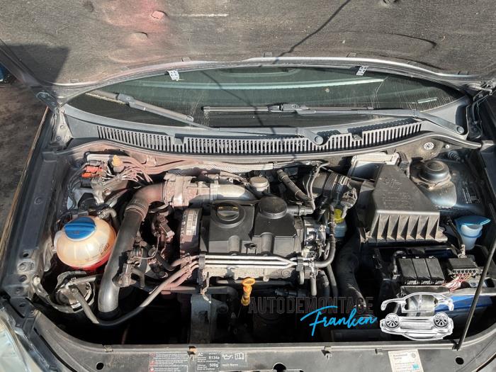 Używane Silnik Volkswagen Polo IV (9N1/2/3) 1.4 TDI 70 Cena na żądanie oferowane przez Franken Autodemontage B.V.