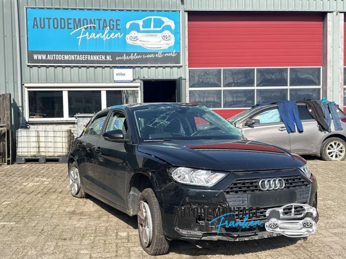 Begagnade Underram Audi A1 Sportback (GBA) 1.0 25 TFSI 12V Pris på förfrågan erbjuds av Franken Autodemontage B.V.
