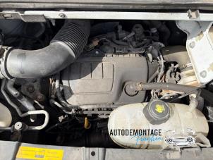 Dynamo van een Opel Vivaro 1.6 CDTi BiTurbo 145 2016