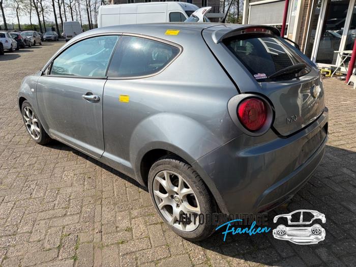 Gebrauchte Bremszange links hinten Alfa Romeo MiTo (955) 1.3 JTDm 16V Preis auf Anfrage angeboten von Franken Autodemontage B.V.