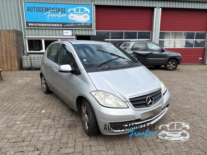 Usados Subchasis Mercedes A (W169) 2.0 A-180 CDI 16V 5-Drs. Precio de solicitud ofrecido por Franken Autodemontage B.V.