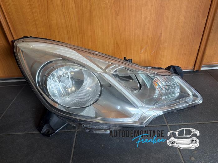 Używane Reflektor prawy Citroen C3 (SC) 1.4 16V VTi Cena € 80,00 Procedura marży oferowane przez Franken Autodemontage B.V.
