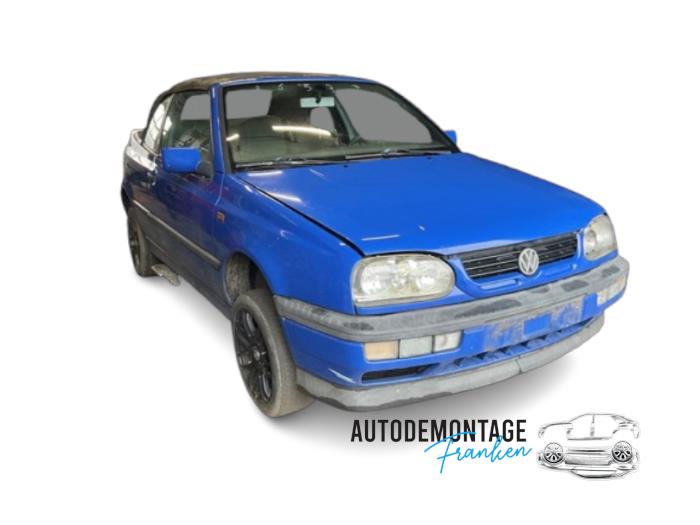 Begagnade ABS-pump Volkswagen Golf III Cabrio (1E) 1.8 Pris på förfrågan erbjuds av Franken Autodemontage B.V.
