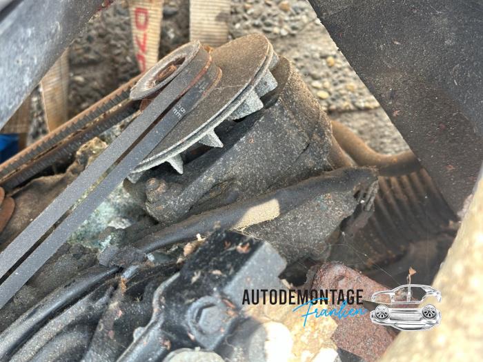 Używane Pradnica Volvo 265 Cena na żądanie oferowane przez Franken Autodemontage B.V.
