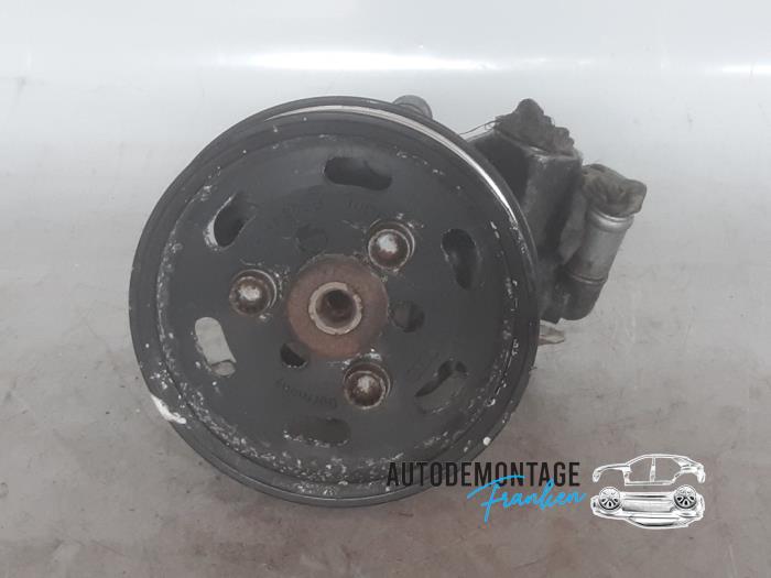 Usagé Pompe de direction Audi A6 Avant (C6) 2.0 T FSI 16V Prix € 50,00 Règlement à la marge proposé par Franken Autodemontage B.V.
