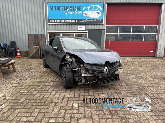 Usagé Dynamo Renault Clio IV (5R) 1.5 dCi 90 FAP Prix sur demande proposé par Franken Autodemontage B.V.