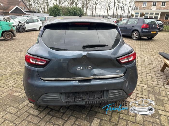 Usados Ventanilla detrás Renault Clio IV (5R) 1.5 dCi 90 FAP Precio de solicitud ofrecido por Franken Autodemontage B.V.