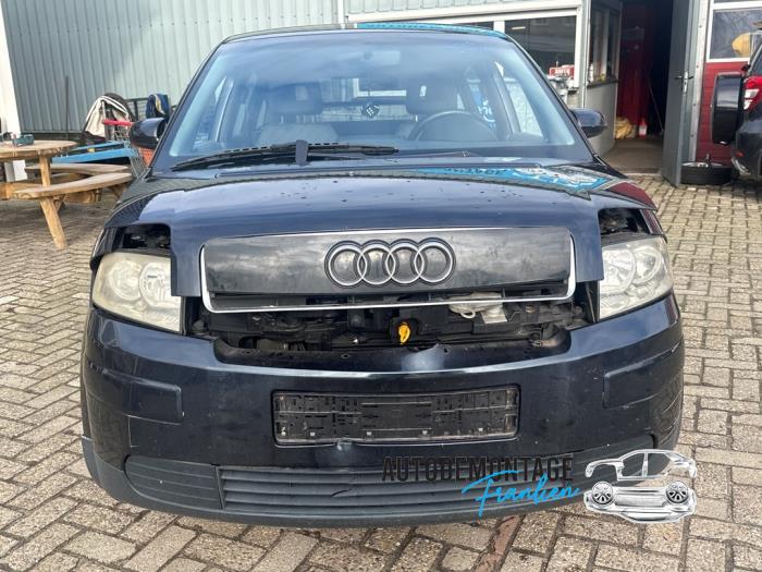 Usados Parachoques Audi A2 (8Z0) 1.4 16V Precio de solicitud ofrecido por Franken Autodemontage B.V.