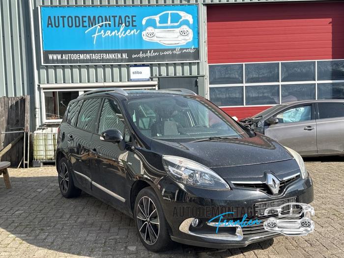 Usagé Compresseur de clim Renault Grand Scénic III (JZ) 1.2 16V TCe 130 Prix sur demande proposé par Franken Autodemontage B.V.