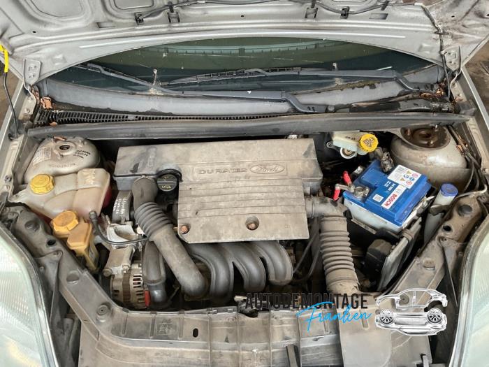 Engine from a Ford Fiesta 5 (JD/JH) 1.4 16V 2003