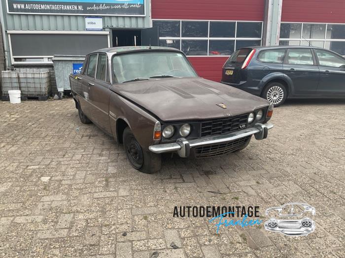 Używane Reflektor lewy Rover 2000-3500 (P6) 3500 S Cena na żądanie oferowane przez Franken Autodemontage B.V.