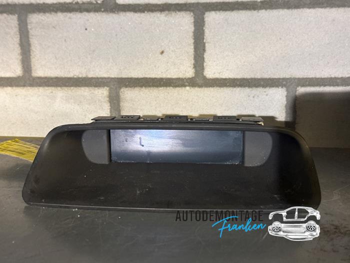 Begagnade Innerdisplay Peugeot 308 SW (4E/H) 1.6 HDiF 16V Pris € 30,00 Marginaltabell erbjuds av Franken Autodemontage B.V.