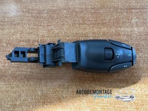 Used Steering wheel mounted radio control Peugeot 206 (2A/C/H/J/S) 1.4 XR,XS,XT,Gentry Price on request offered by Franken Autodemontage B.V.