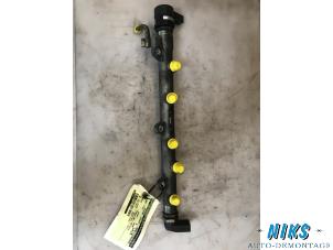 Used Fuel injector nozzle BMW 3 serie (E46/4) 318d 16V Price on request offered by Niks autodemontage