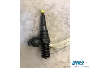 Used Injector (diesel) Volkswagen Passat Price on request offered by Niks autodemontage