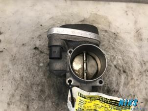 Used Throttle body Renault Scénic II (JM) 1.6 16V Price on request offered by Niks autodemontage
