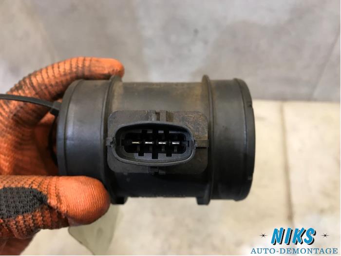 Luftdichtemesser van een Fiat Doblo Cargo (263) 1.3 MJ 16V DPF Euro 5 2010