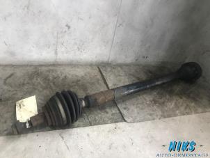 Used Front drive shaft, right Volkswagen Golf V (1K1) 1.9 TDI Price on request offered by Niks autodemontage
