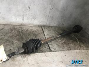 Used Front drive shaft, right Opel Corsa C (F08/68) 1.2 16V Price on request offered by Niks autodemontage