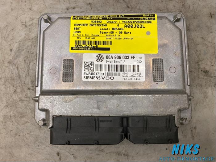 Used Ignition computer Seat Leon (1P1) 1.6 Price on request offered by Niks autodemontage