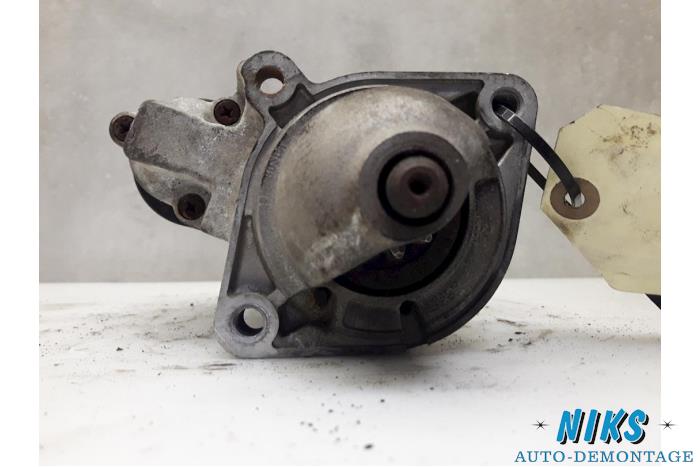 Gebrauchte Anlasser BMW 5 serie (E39) 528i 24V Preis auf Anfrage angeboten von Niks autodemontage