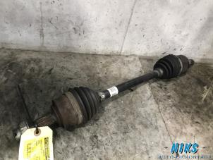 Used Front drive shaft, left Opel Corsa Price on request offered by Niks autodemontage