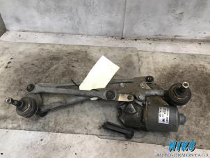 Used Wiper motor + mechanism Ford Fiesta 5 (JD/JH) 1.3 Price on request offered by Niks autodemontage