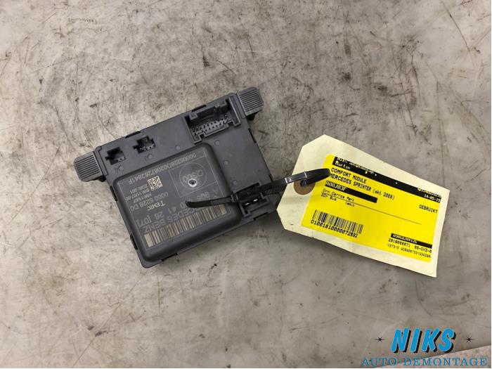 Używane Modul Comfort Mercedes Sprinter 3,5t (906.73) 311 CDI 16V Cena na żądanie oferowane przez Niks autodemontage