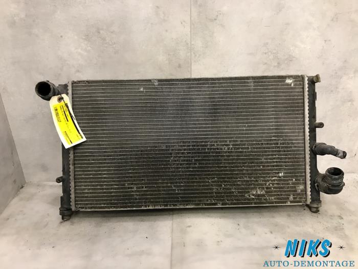 Usagé Radiateur Fiat Panda Prix sur demande proposé par Niks autodemontage