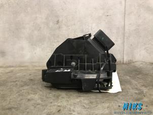 Used Rear door mechanism 4-door, right Ford Fiesta 6 (JA8) 1.25 16V Price on request offered by Niks autodemontage