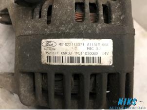 Dynamo från en Ford Focus 1 Wagon 1.8 TDCi 100 2004